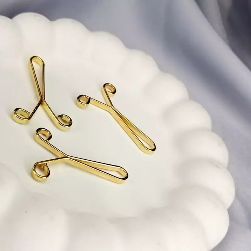 گیرع روسری ساده و تک رنگ